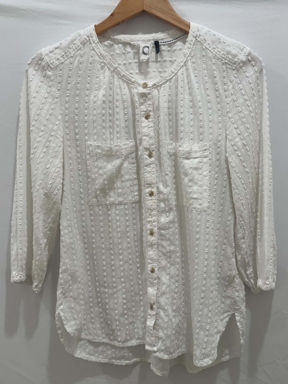 Anthropologie Akemi + Kim White Button-Down Top Sheer 3/4 sleeve Cotton Women M